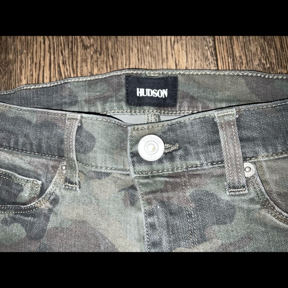 Hudson Camo Skinny Jeans size 27 - Picture 7 of 8